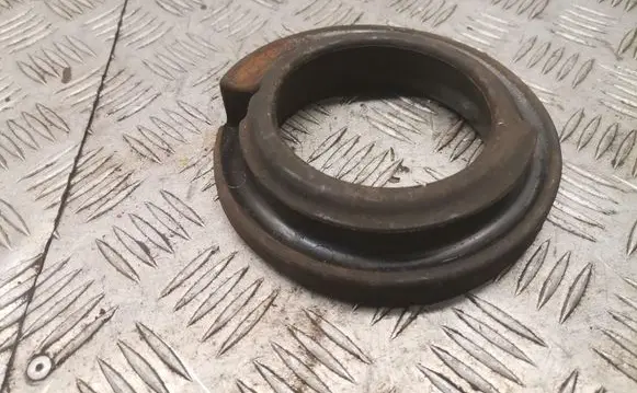 Hyundai Santa Fe Rear coil spring rubber mount 553312b000