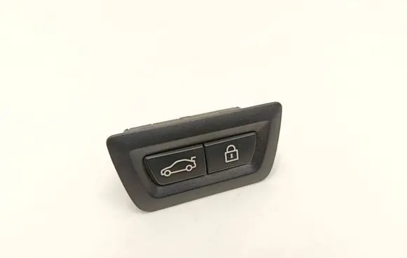 BMW 3 F30 F35 F31 Tailgate/boot open switch button 9275121