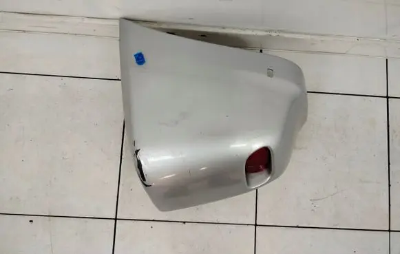 Toyota RAV 4 (XA30) Rear bumper corner part panel trim