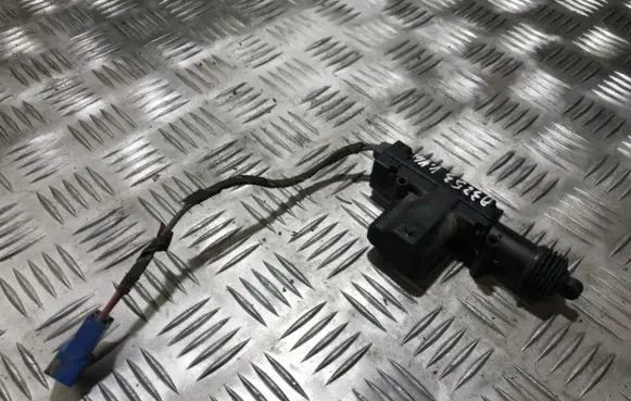 Volvo S40, V40 Central locking motor 