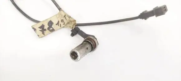 Volkswagen Golf IV Crankshaft position sensor 038907319b 038907319