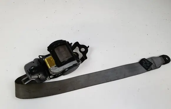 KIA Carens I Front seatbelt 045279