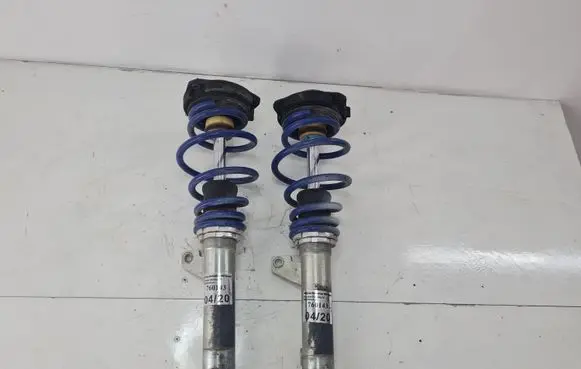 Volkswagen Golf VI Front shock absorber with coil spring
