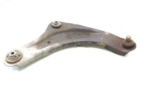 Nissan Juke I F15 Front lower control arm/wishbone