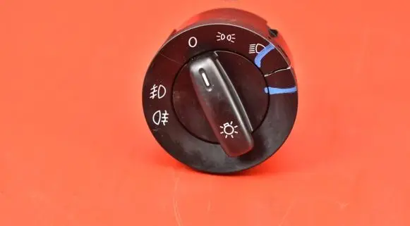 Volkswagen Golf V Light switch 1K0941431BD