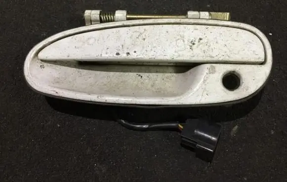 Hyundai Sonata Front door exterior handle