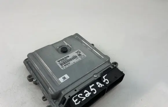 Volvo XC60 Engine control unit/module ECU 31336983 0281018414