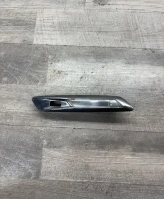 BMW 5 F10 F11 Front fender indicator light 7154559 01038703 01038701