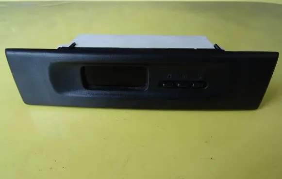 Suzuki Baleno EG Screen/display/small screen 8AD510
