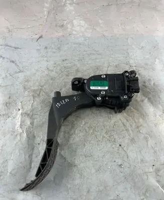 Seat Ibiza IV (6J,6P) Accelerator throttle pedal 6Q1721503C