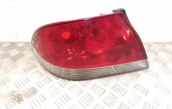 Mitsubishi Lancer Rear/tail lights P3101L