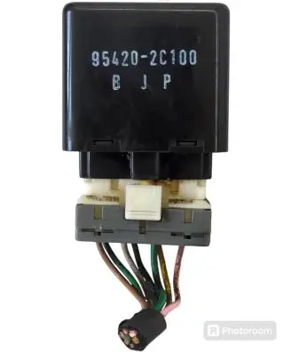 Hyundai Coupe Window wiper relay 954202C100