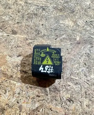 Mercedes-Benz E W211 Headlight ballast module Xenon 5DD00831910