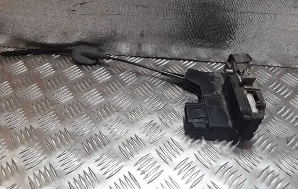 Ford Fiesta Front door lock AA21613BJ 25ACL