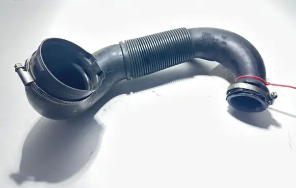Audi A6 C7 Mass air flow meter 4G0129615D