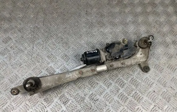 Subaru Outback Front wiper linkage and motor