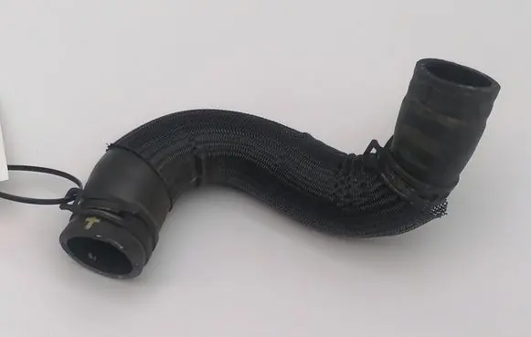 Jaguar F-Pace Engine coolant pipe/hose HUT002A