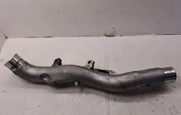 Toyota Auris 150 Intercooler hose/pipe 1736126050