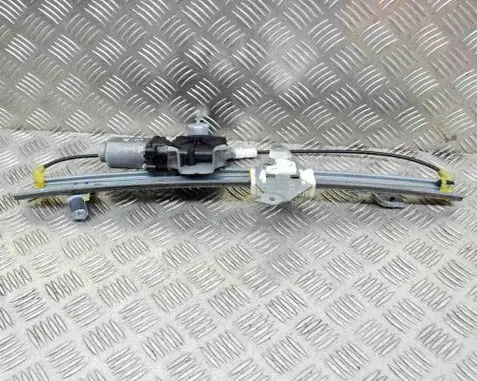 Nissan Pathfinder R51 Rear window lifting mechanism without motor 400850