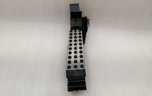 Mercedes-Benz CLS C219 Accelerator throttle pedal A1713000104