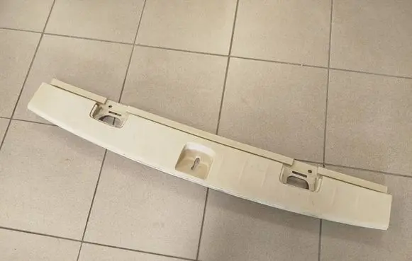 Subaru B9 Tribeca Trunk/boot sill cover protection 95073XA00A