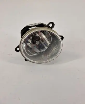 Toyota RAV 4 (XA40) Front fog light 