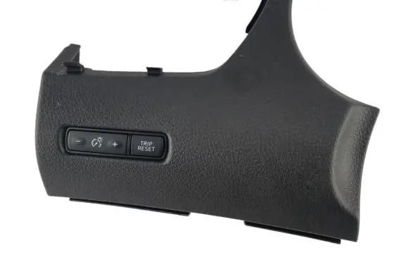 Nissan X-Trail T32 Dashboard glove box trim 684104CC0A