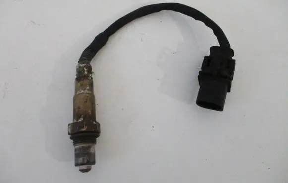 Opel Zafira B Lambda probe sensor 55564535
