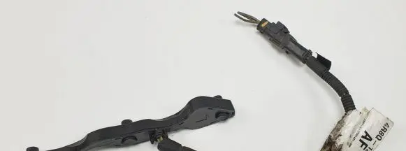 Jaguar XF X250 Glow plug wires 4R8Q-12A378-AF