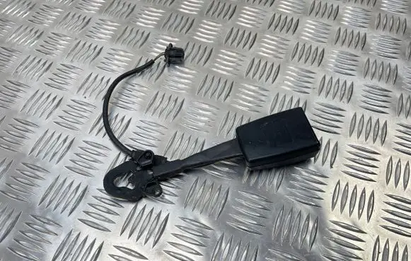 Audi A6 S6 C6 4F Front seatbelt buckle 8E0857755D