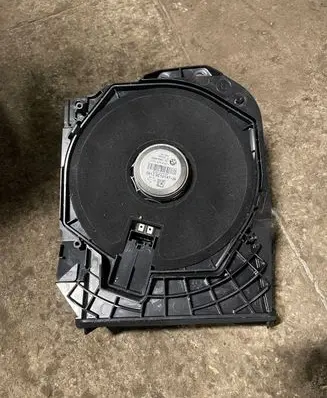 BMW 4 F32 F33 Subwoofer speaker 18820010 9210147 430407861871
