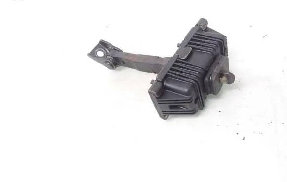 Toyota Avensis T250 Front door check strap stopper