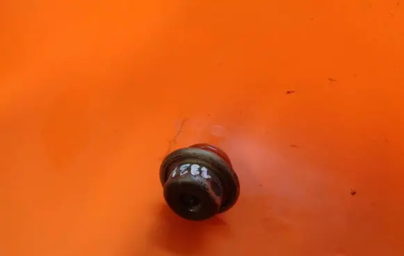 Honda FR-V Fuel pressure regulator 