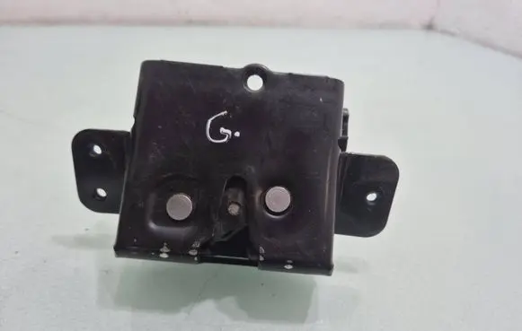 Opel Antara Loading door lock 