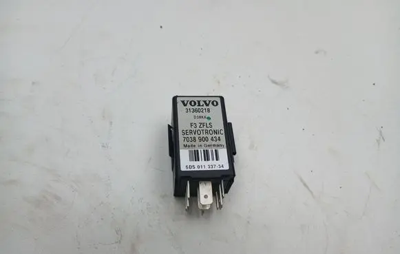 Volvo V60 Other relay 31360218 7038900434