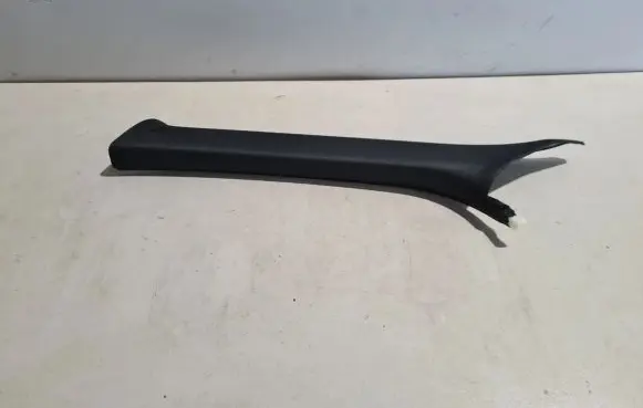 Porsche Macan (95B) (A) pillar trim 95B867233