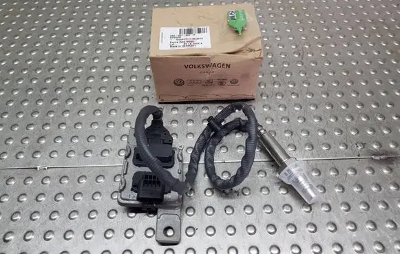 Audi Q5 SQ5 8R Lambda probe sensor S26371197 8R0907807R 8R0907807L