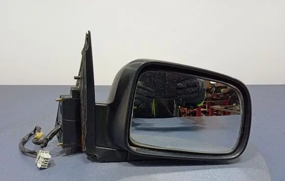 Honda CR-V Front door electric wing mirror 