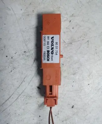 Volvo XC90 Airbag deployment crash/impact sensor 8651754