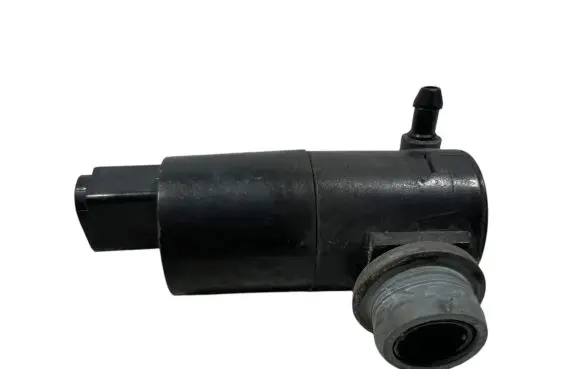 Suzuki SX4 Windscreen/windshield washer pump 399848 070415A 30646