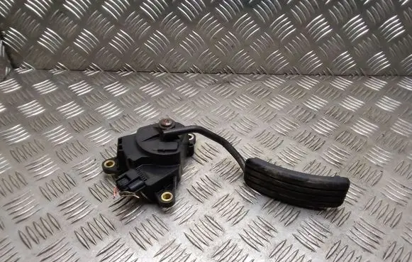 Renault Megane II Accelerator throttle pedal 8200153268