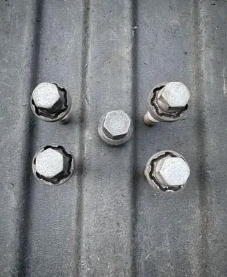 Volvo V60 Wheel nut cap/cover 4SPREC