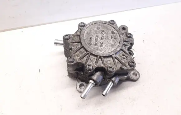 Audi A4 S4 B7 8E 8H Vacuum pump 03G145209 WS12