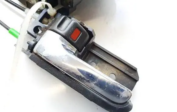 Toyota Avensis T250 Front door interior handle 50594A1