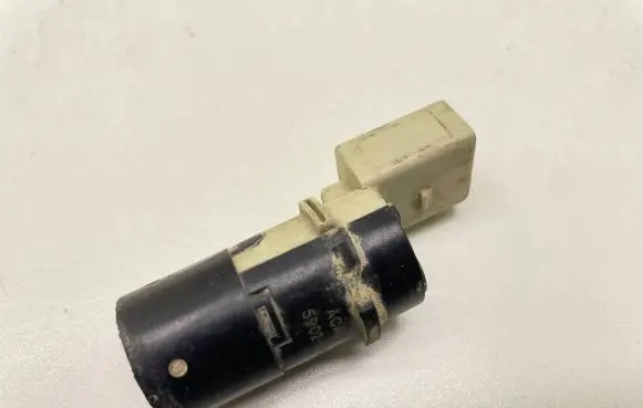 Audi A6 S6 C5 4B Parking PDC sensor 5902010006P