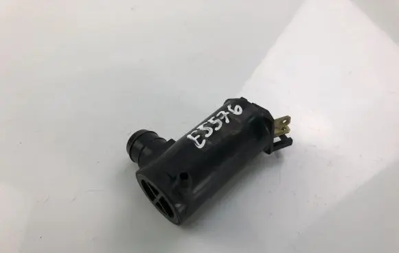 Suzuki Grand Vitara I Windscreen/windshield washer pump 0602101480