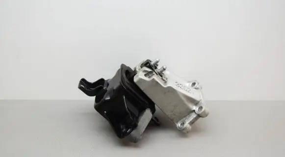KIA Sportage Engine mount bracket 21834D9100
