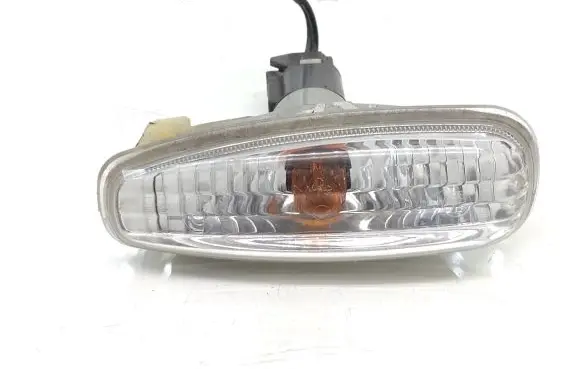 KIA Rio Front fender indicator light 923033l1