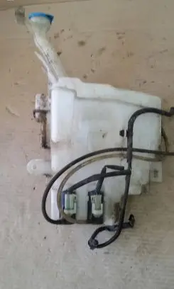 Suzuki Grand Vitara II Windshield washer fluid reservoir/tank VITARAA1