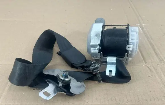KIA Rio Front seatbelt 888801W600HCS